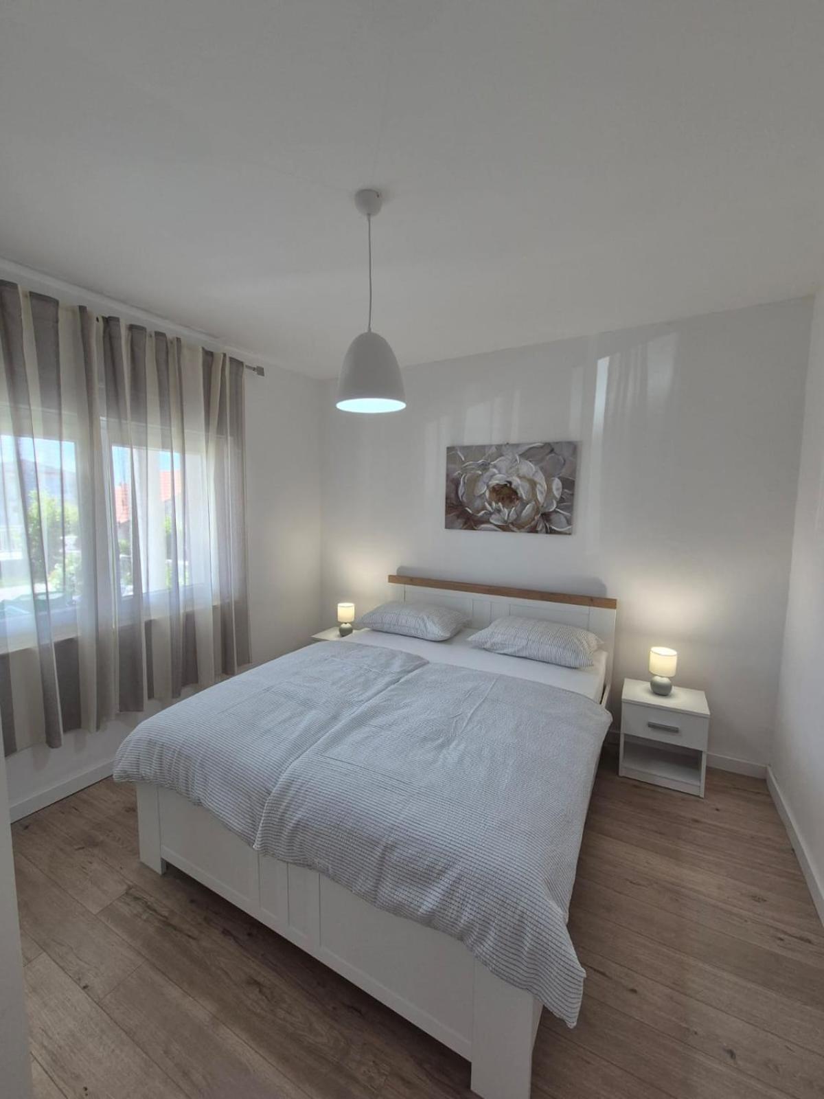 Apartments Tonci Трибунь Экстерьер фото