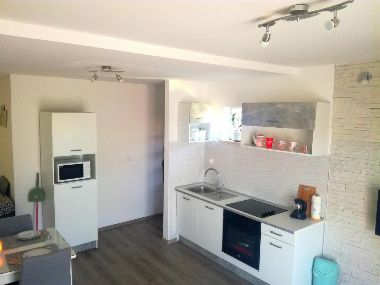 Apartments Tonci Трибунь Экстерьер фото