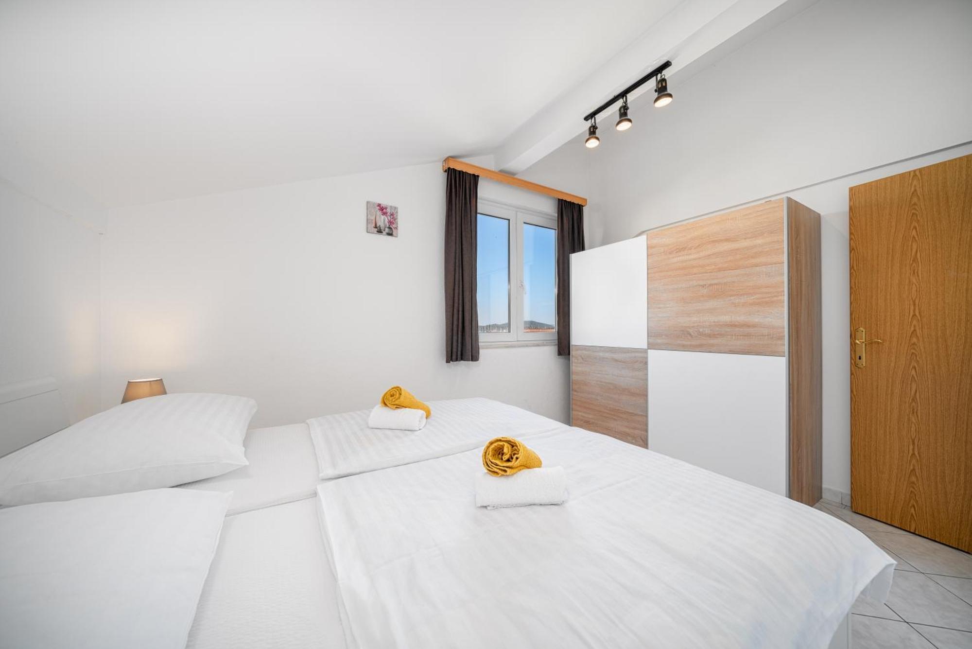 Apartments Tonci Трибунь Экстерьер фото